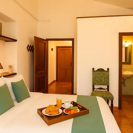 Poggio Agroturismo *