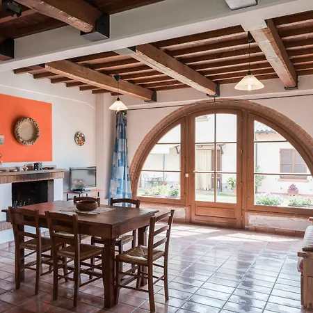 Poggio Agroturismo *